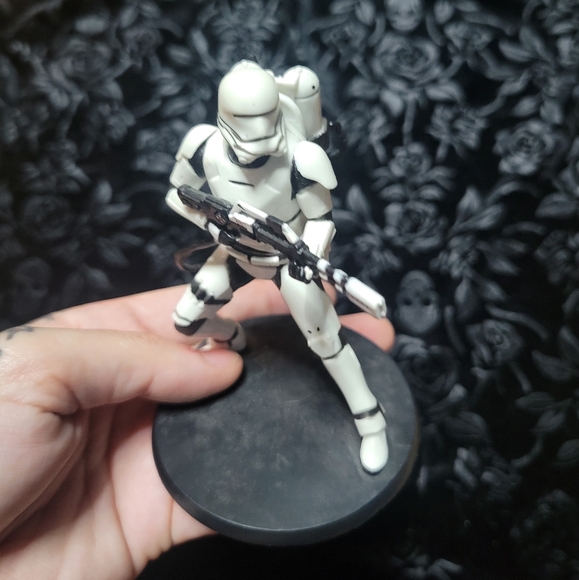 Star Wars Figures - Picture 3 of 7